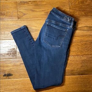 Dark wash American Eagle jeggings